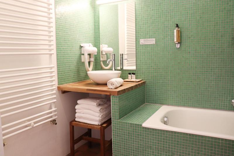 Domaine Du Normandoux, The Originals Relais Hotel Terce Luaran gambar